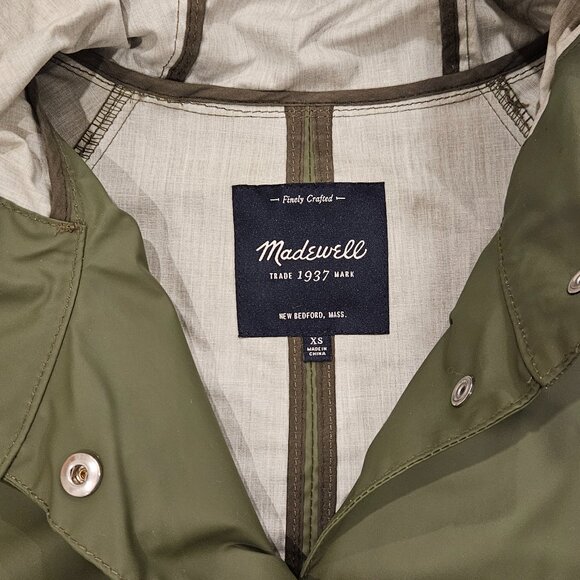 Madewell army green Rainstorm fishtail rain jacket - Picture 6 of 6